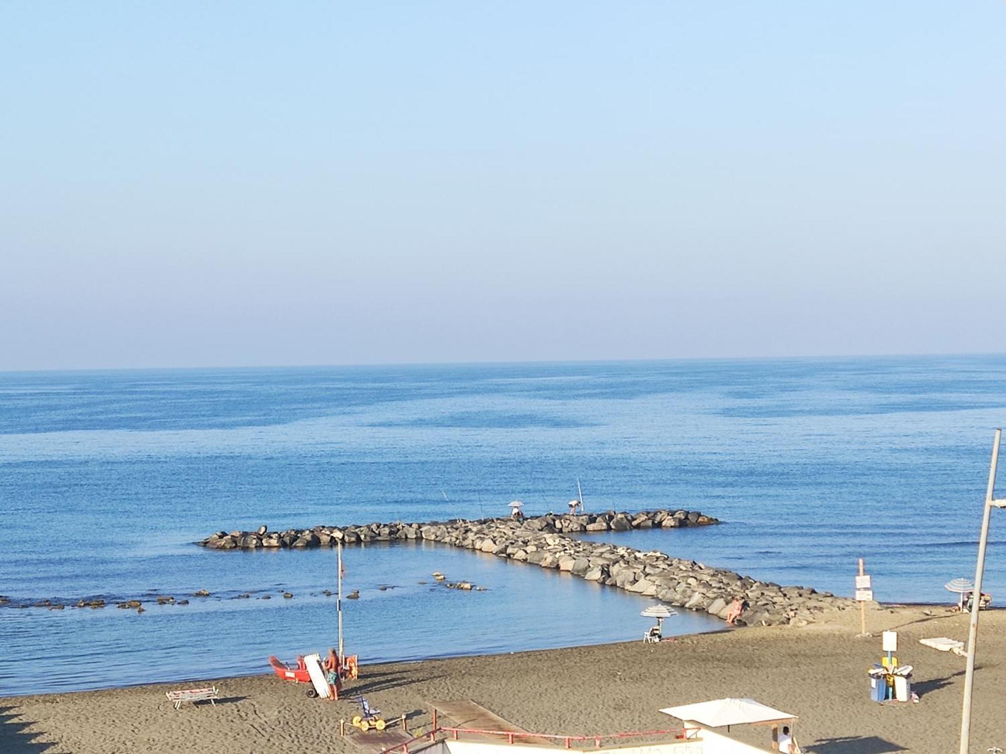 Apartment With Seaview Casa Davidoff ليدو دي أوستيا المظهر الخارجي الصورة